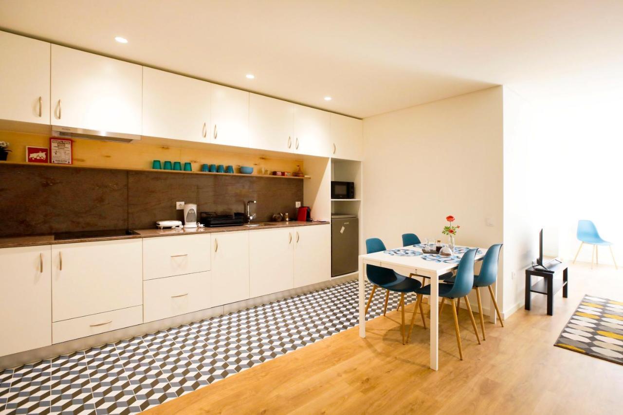 Oliveira Apartment's Apartment